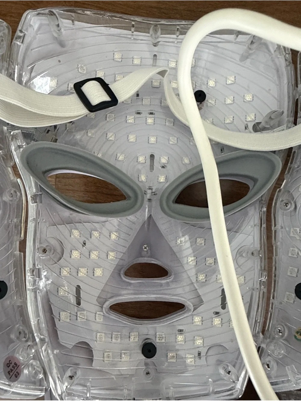 Evertone Omniglow LED Face & Neck LED + Microcurrent Mask (Plus User Manual) ❤️